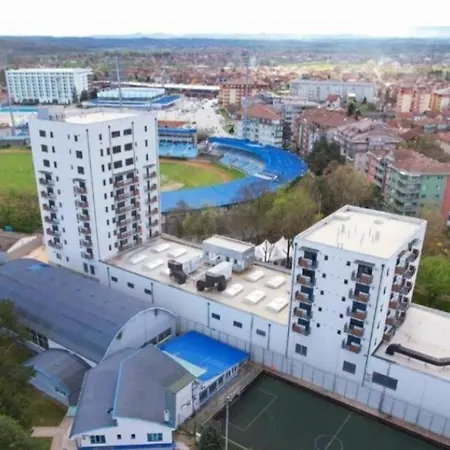 Plava Laguna -crnjanski דירה