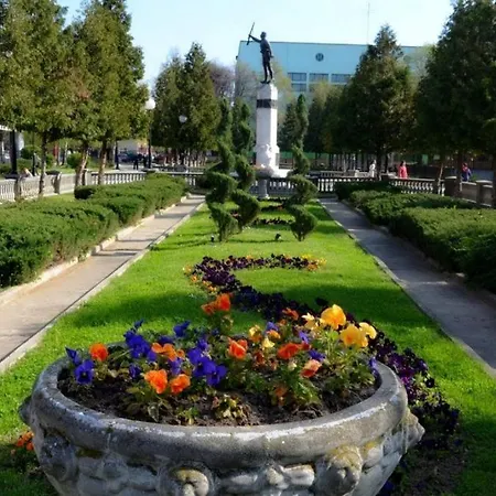 Plava Laguna -crnjanski ג'אגודינה