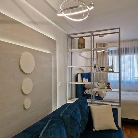 Plava Laguna -crnjanski