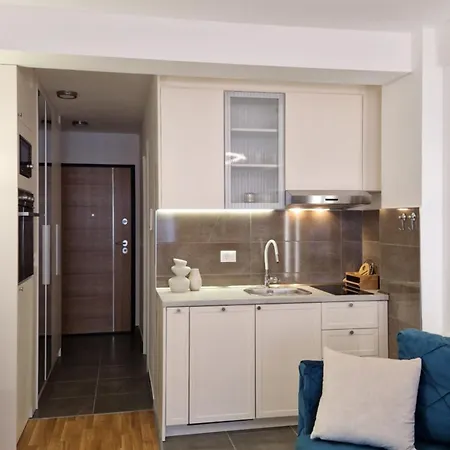 Plava Laguna -crnjanski *