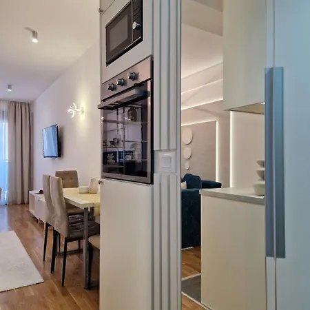 Plava Laguna -crnjanski 야고디나