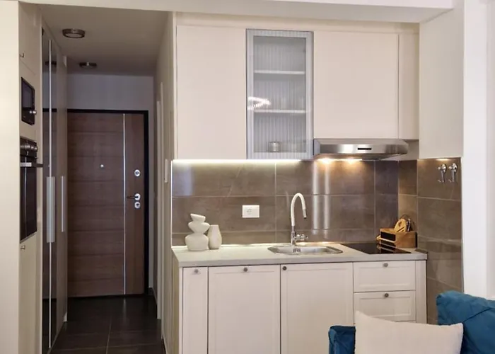 Plava Laguna -crnjanski *