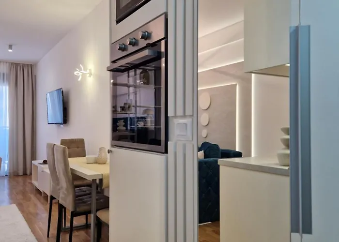 Plava Laguna -crnjanski Ягодина